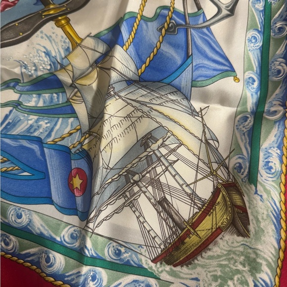HERMES VIVE LE VENT 90cm scarf 100% Silk - Picture 4 of 6